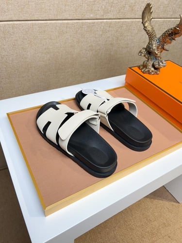 صندل هيرمز ( ابيض . اسود )