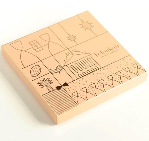 خصص علبتك من شرائح الشوكولاتة