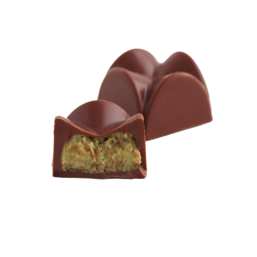 قوالب الفستق مع الكنافة