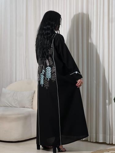 عباية سوداء تطريز سنبلة خلفي