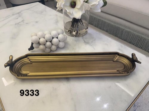 صحن تقديم ذهبي مطفي