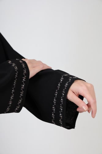 عباية صالونا يدوي كلاسيك روبين