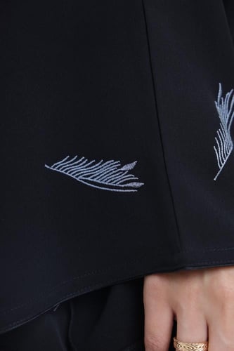 عباية صالونا جميلة