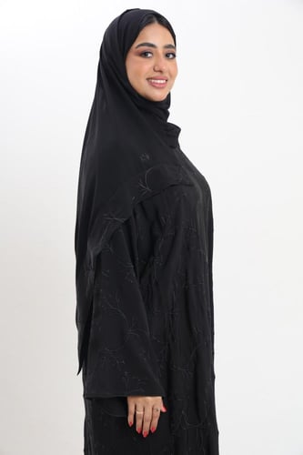 عباية صالونا مطرز كريستال رحاب