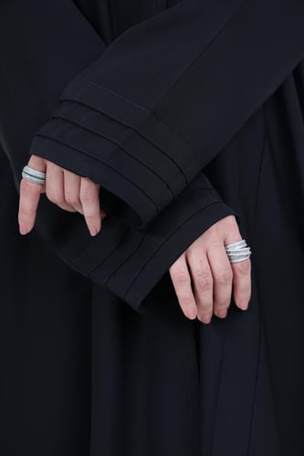 عباية كريب فرسان تركيبات مادلين