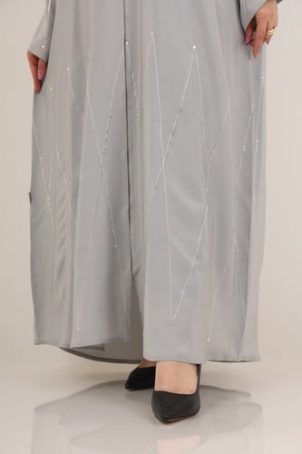 عباية صالونا مطرز كريستال لارا