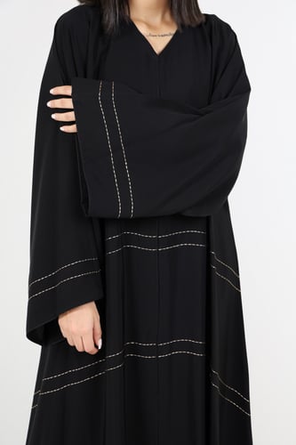 عباية صالونا هيف خيط مبروم تطريز كامل العباية