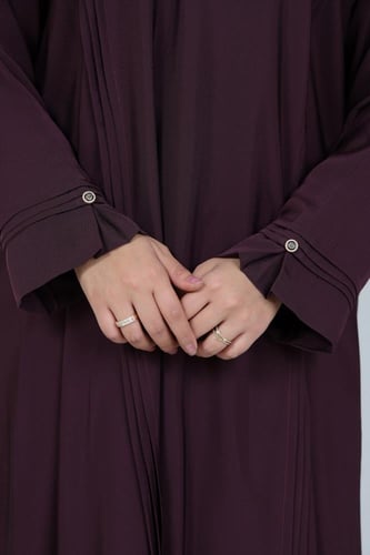 عباية صالونا تركيبات ديبيكا