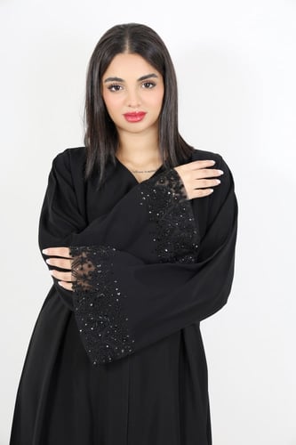 عباية صالونا نوشين دانتيل على الكم