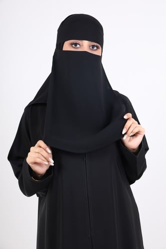 نقاب مفتوح مطاطين