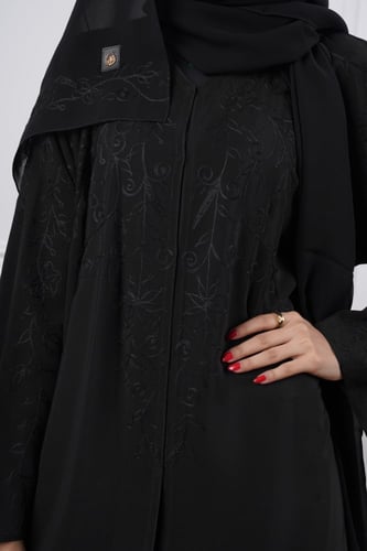 عباية صالونا إلينا تطريز نص العباية