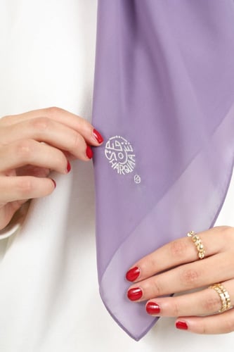 حجاب توقيع تطريز دائري