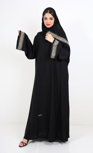 عباية صالونا بيرنا تطريز يدوي على الكم