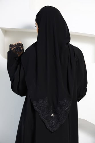 عباية صالونا جودي أكمام ضيقة مع دانتيل