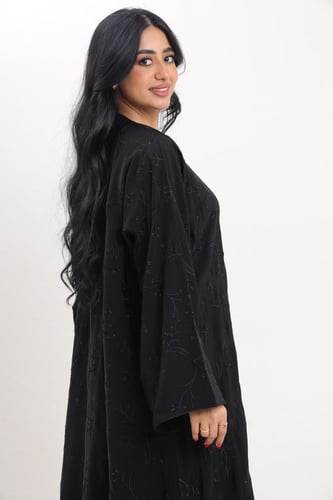 عباية صالونا مطرز كريستال رحاب