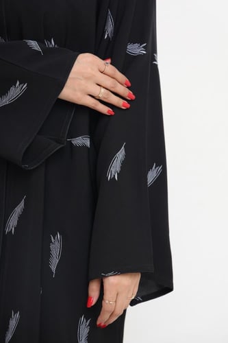 عباية صالونا جميلة