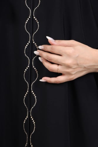 عباية صالونا سوارفسكي فريال