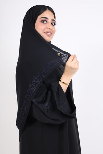 عباية صالونا أرى ليال