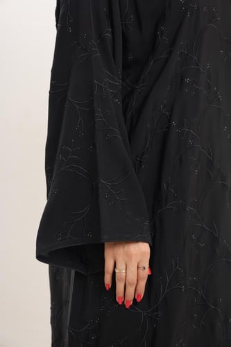 عباية صالونا مطرز كريستال رحاب