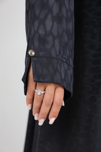 عباية حرير مغسول سنا