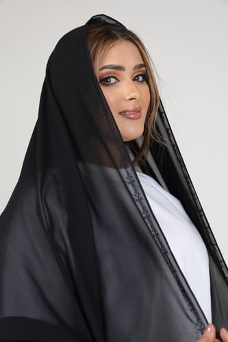 طرحة أمواج يدوي جومانة