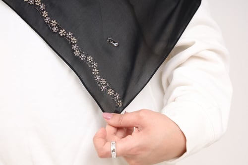 طرحة يدوي سوارفسكي