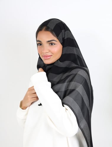 طرحة الملكة برو