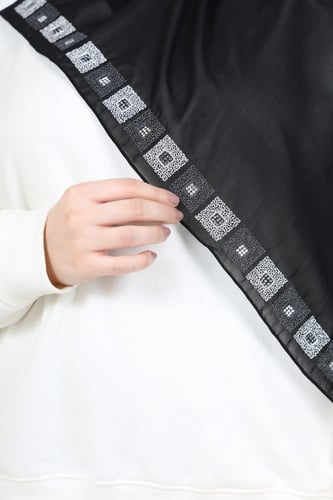 طرحة جودي تطريز يدوي مع كريستال سواروفسكي