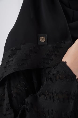 عباية إنترنت إيفا مبطن