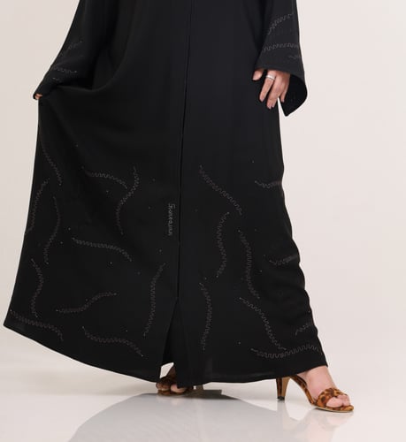 عباية صالونا سورفسكي إيفان