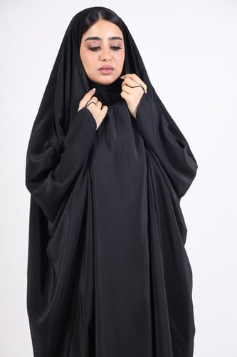 عباية رأس زمردة مقفولة