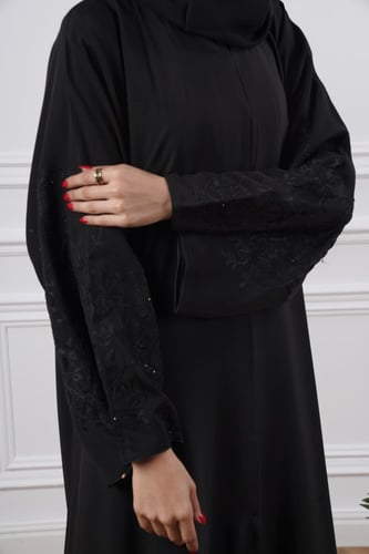 عباية صالونا أريانا تطريز