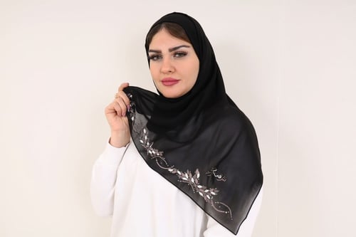 طرحة يدوي اسمهان