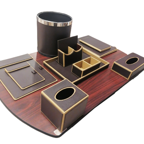 طقم جلديات غرف النوم الفندقية