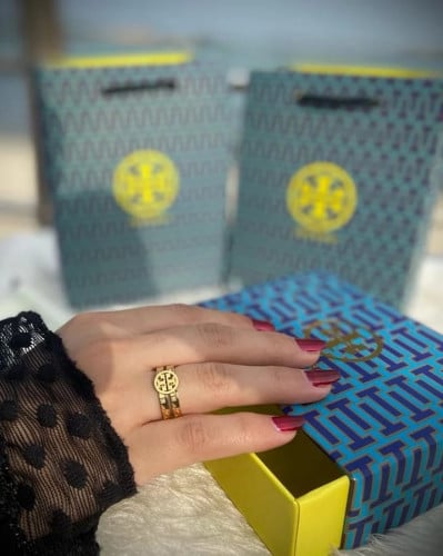 خاتم توري بورش