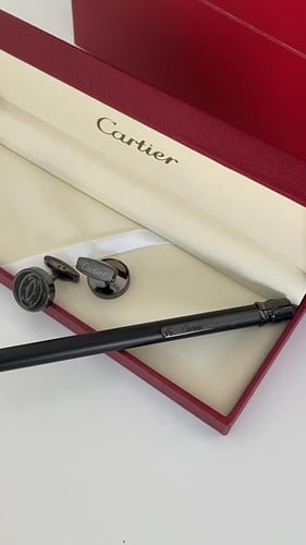 قلم وكبك اسود مطفي كارتير رجالي مع ملحقاته