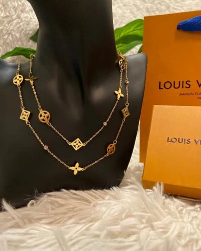 سلسال لويس فيتون طويل