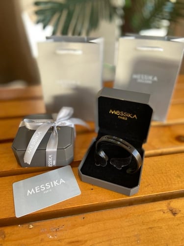 اسورة ميسيكا اسود