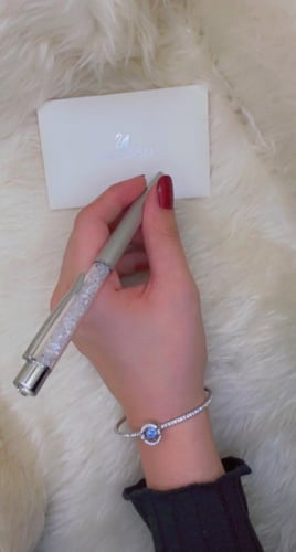 اسورة سوارفسكي ازرق