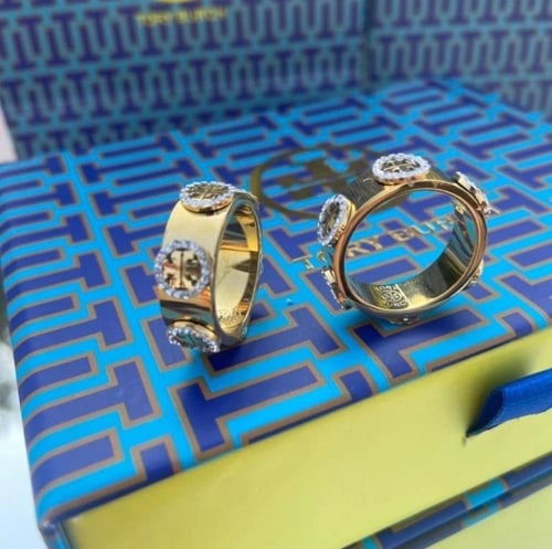 خاتم توري بورش