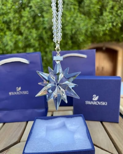 تعليقه سيارة سوار فسكي شفافة