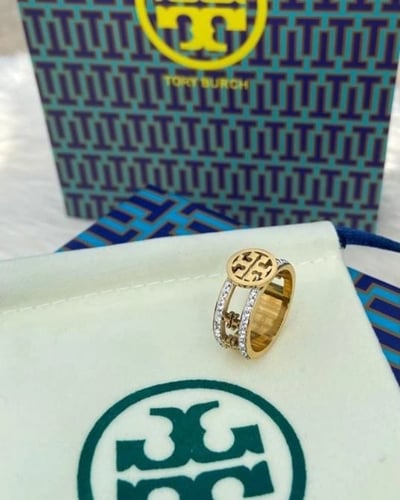 خاتم توري بورش