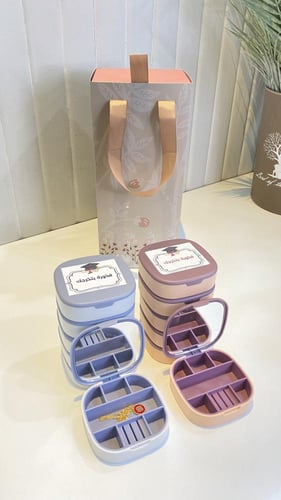 10 صندوق المرآة