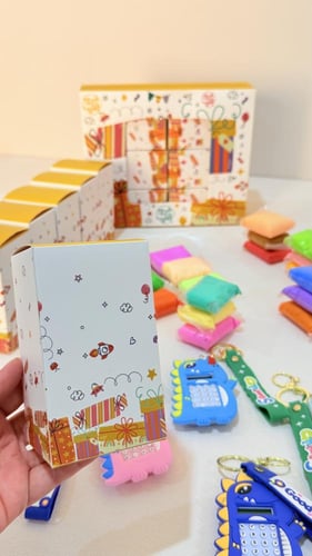 ٦ عبوات بميدالية التمساح واسفنج