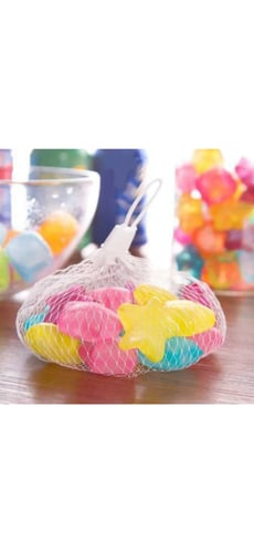 مكعبات ثلج نجوم