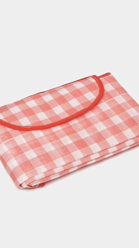 ١٠ سجاد قابل للطي