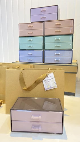 8 كيس بوحدات أدراج