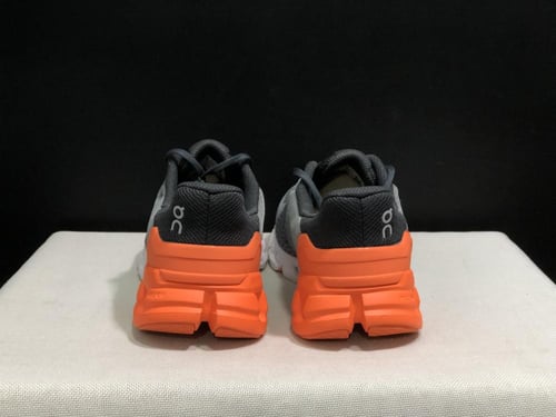 On Running Cloud فلاير