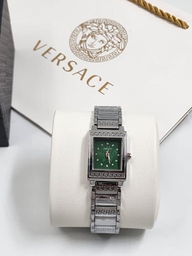 ساعة فرزاتشي النسائية