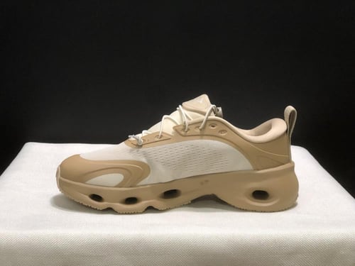 كاجوال اون راننج كلاود لويفي سولو